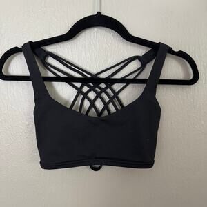 LULULEMON Free To Be Sports Bra in Black Size 6 Casual comfort workout running
